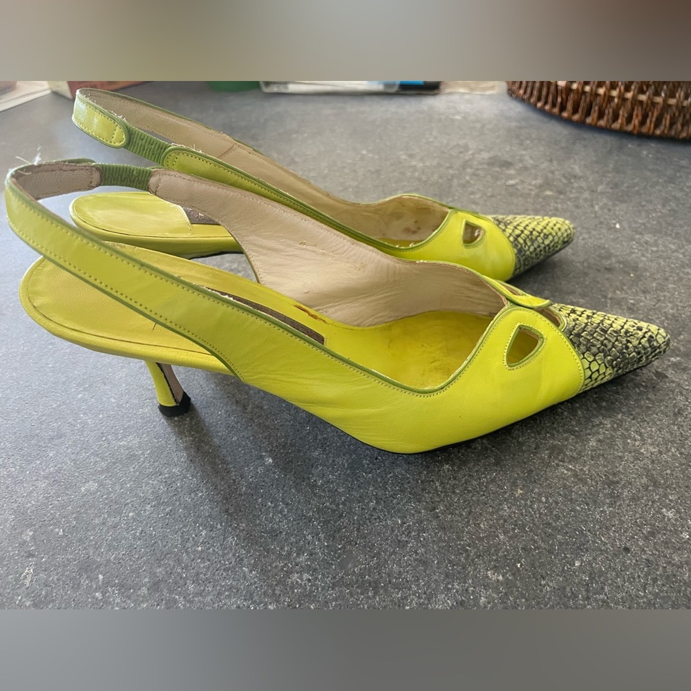 Ingledew’s ladies pumps size 7.5M